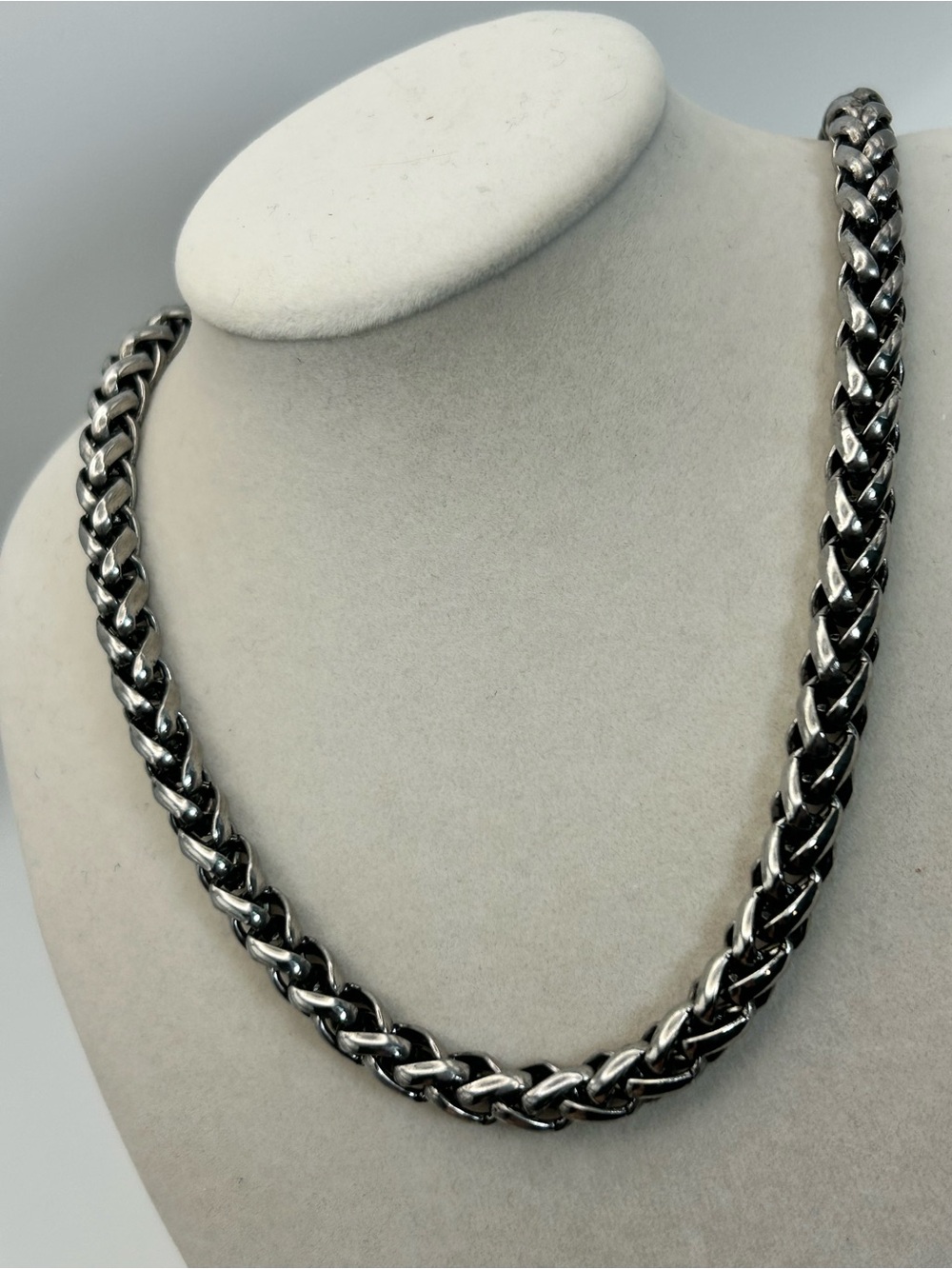 Gunmetal Wheat Chain Necklace Thick Chunky Edgy 16" Unsigned - Picture 6 of 12